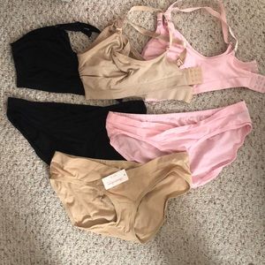 Lot of 3 Maternity 🌻